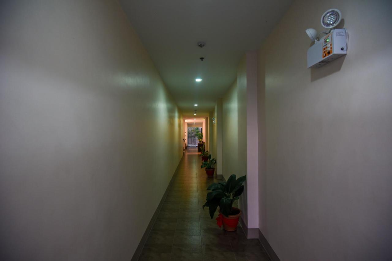 Ett Hometel Kalibo Kültér fotó